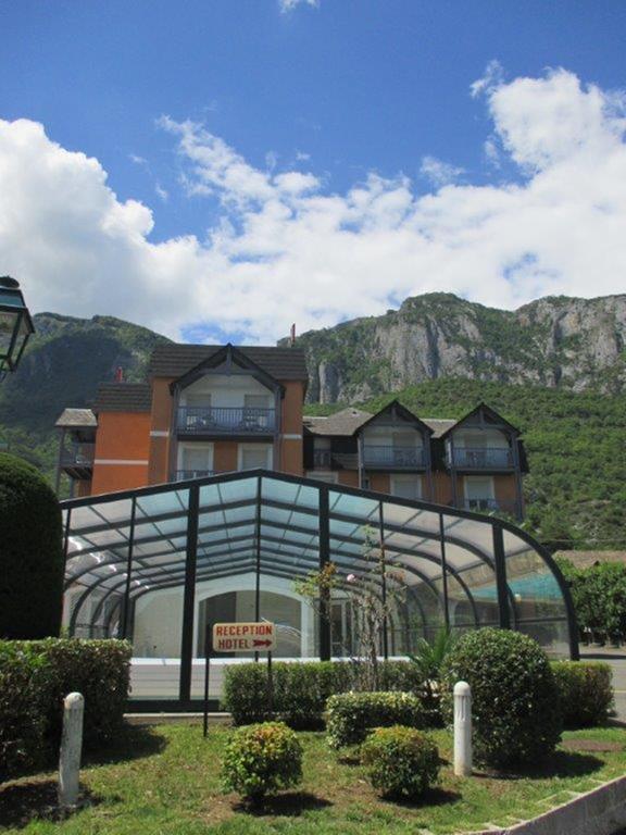 Hotel Chez Pierre D'Agos Экстерьер фото